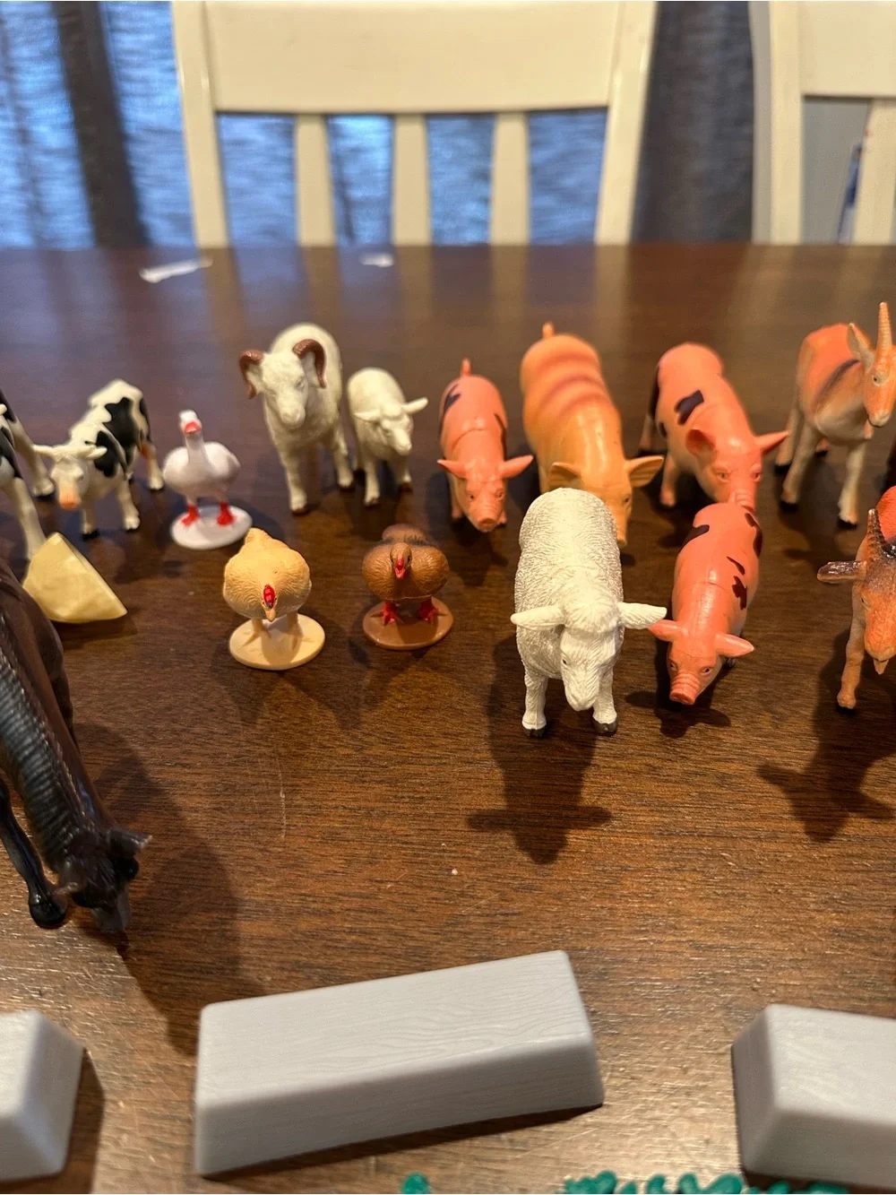 Mini Farm Animal Toy Set for Small Pets - White and Orange